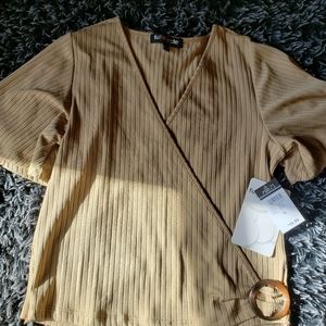 Size large Rue21 shirt